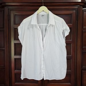 Old Navy, XL Short Sleeve Button Down White Shirt